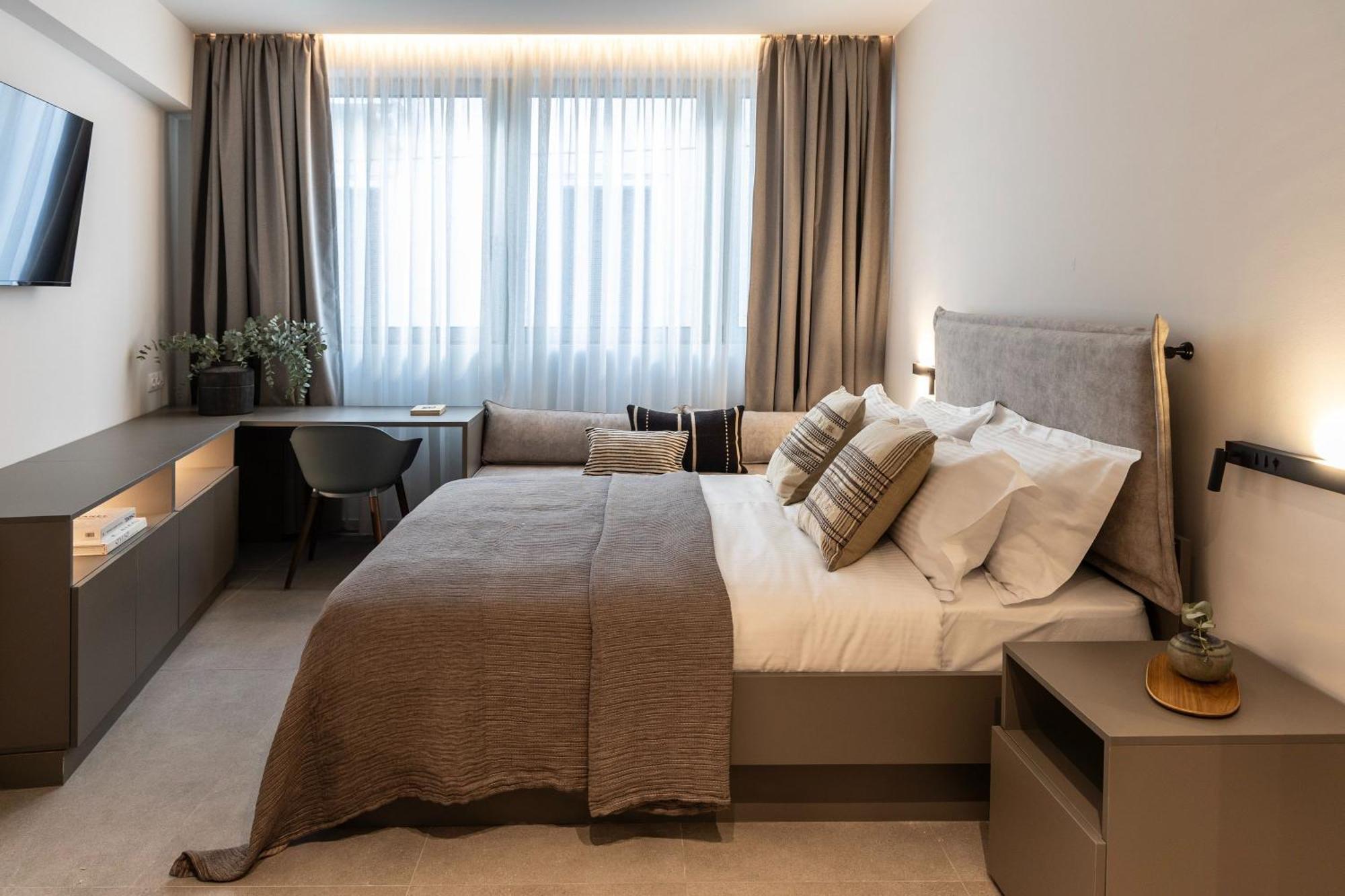 Celestial Athens Suites At Praxitelous Εξωτερικό φωτογραφία