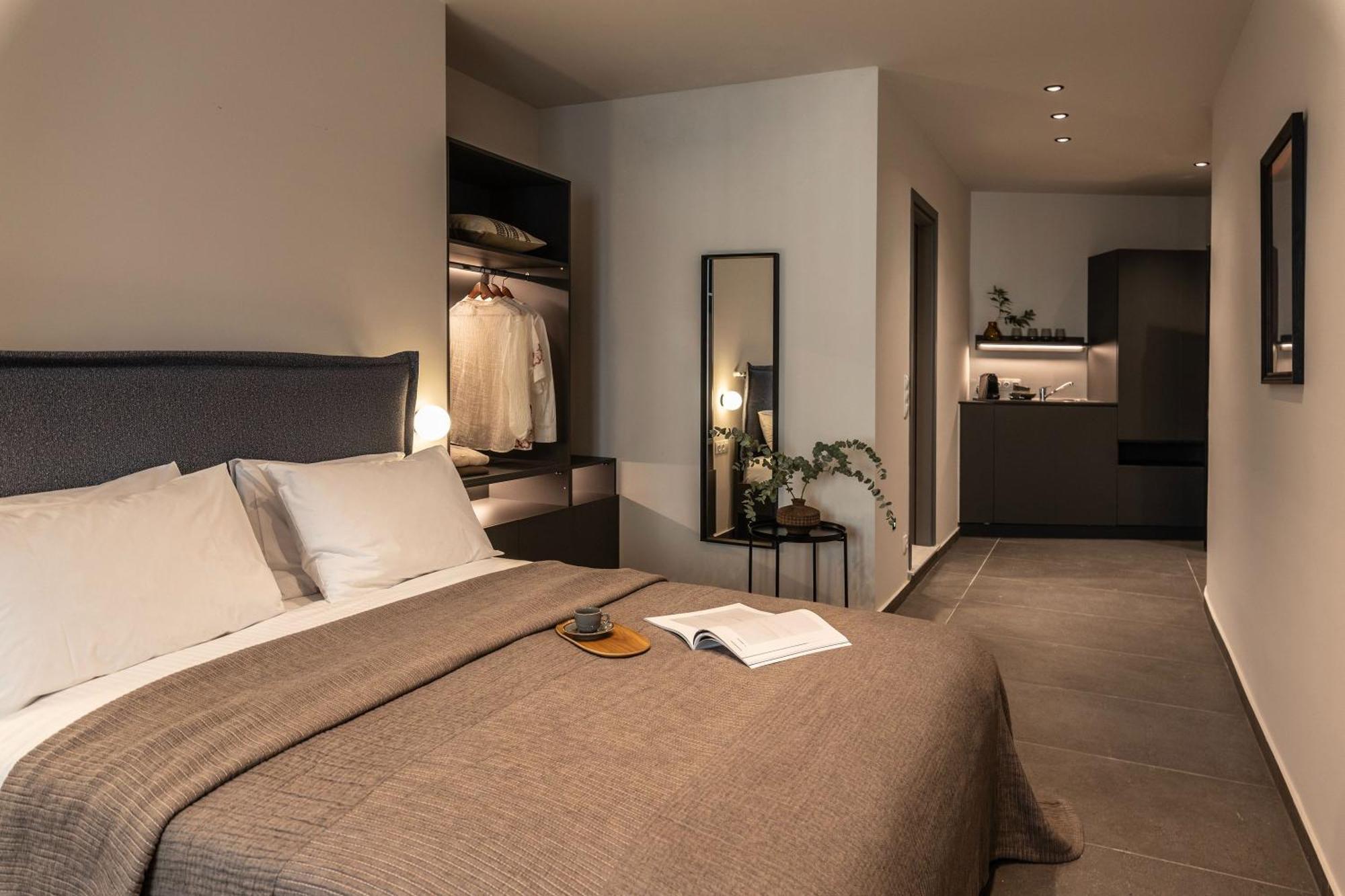 Celestial Athens Suites At Praxitelous Εξωτερικό φωτογραφία